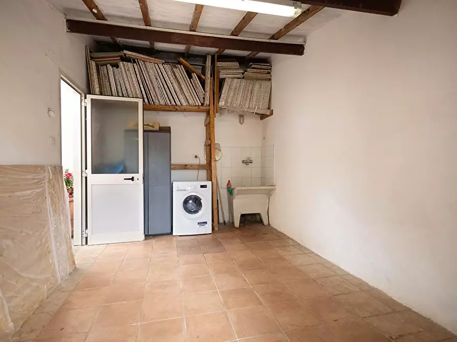 Immagine 33 di Casa indipendente in vendita  a Camaiore