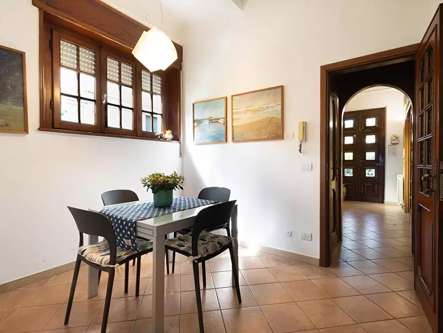 Immagine 8 di Casa indipendente in vendita  a Camaiore
