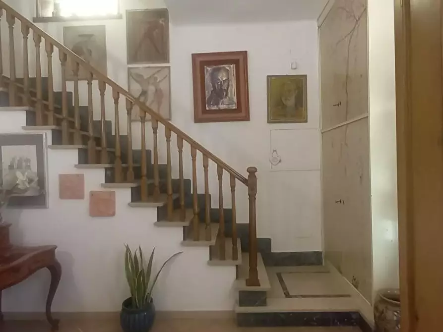 Immagine 7 di Casa indipendente in vendita  a Camaiore