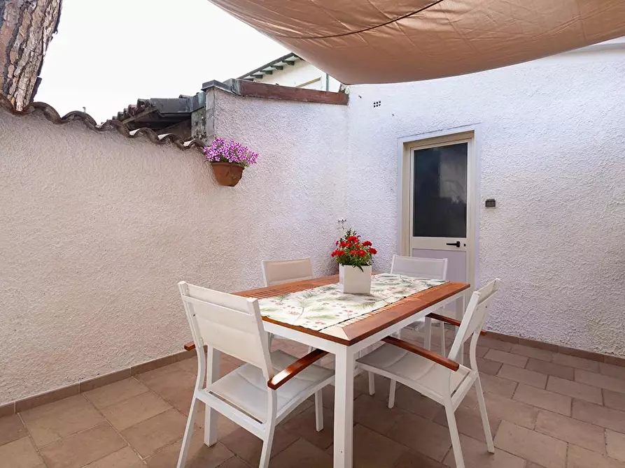Immagine 20 di Casa indipendente in vendita  a Camaiore