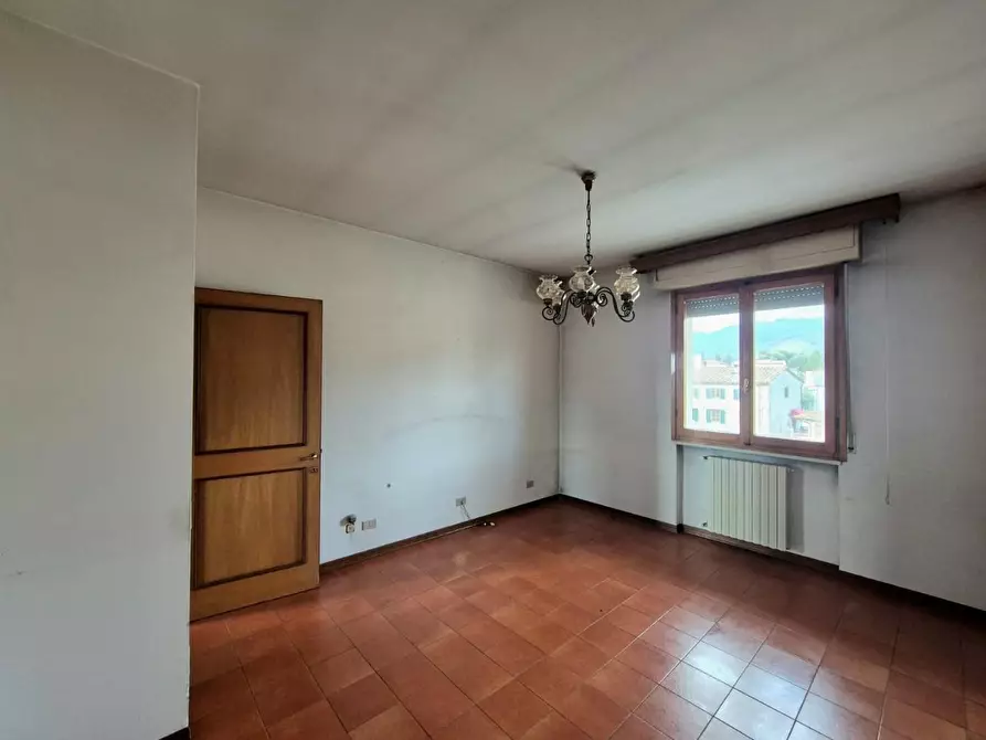 Immagine 8 di Appartamento in vendita  a Capannori