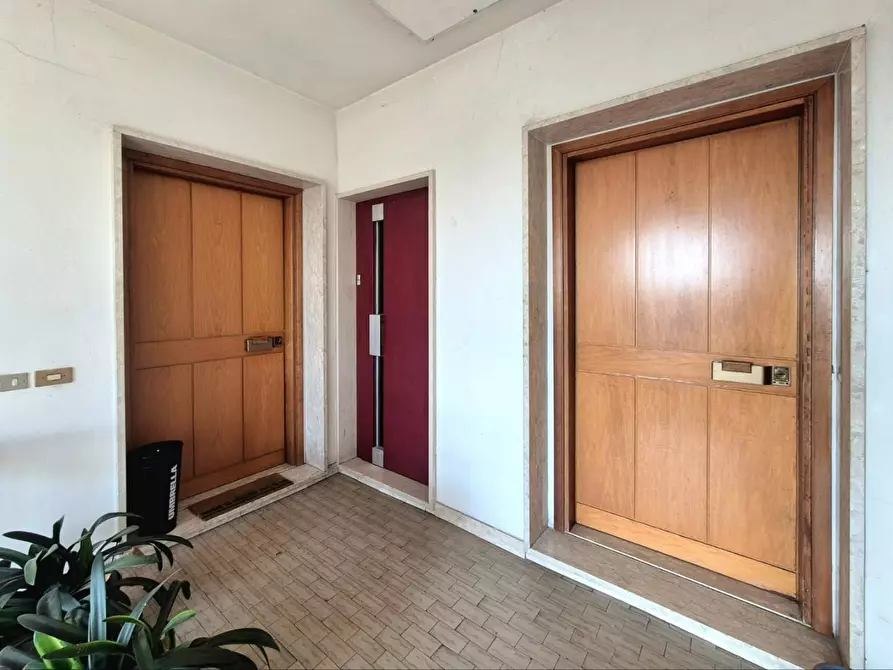 Immagine 16 di Appartamento in vendita  a Capannori