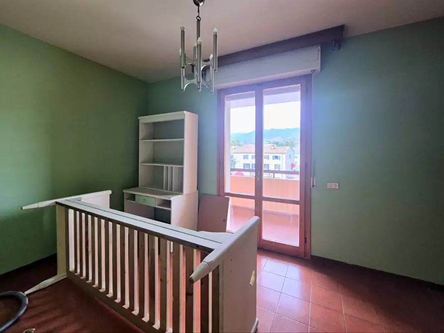 Immagine 11 di Appartamento in vendita  a Capannori