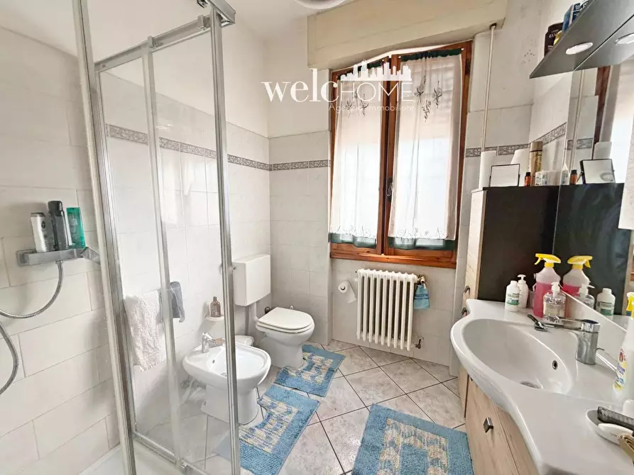 Immagine 28 di Appartamento in vendita  a Campi Bisenzio