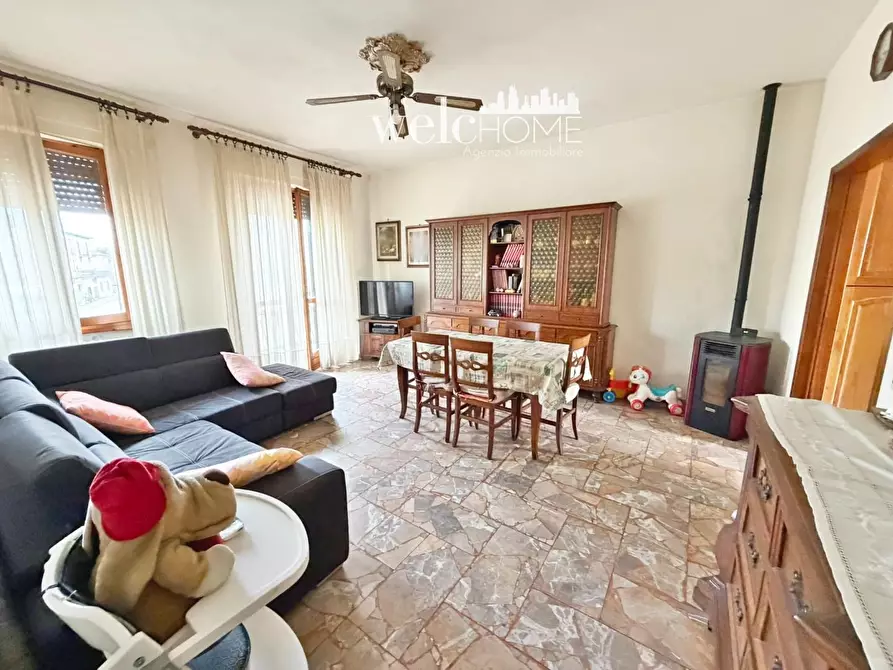 Immagine 19 di Appartamento in vendita  a Campi Bisenzio