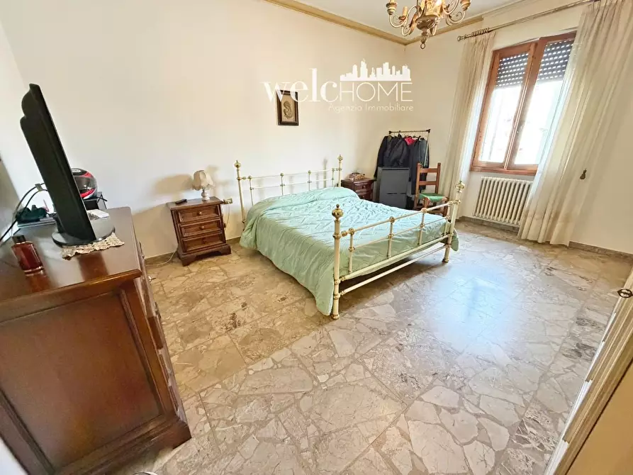 Immagine 9 di Appartamento in vendita  a Campi Bisenzio