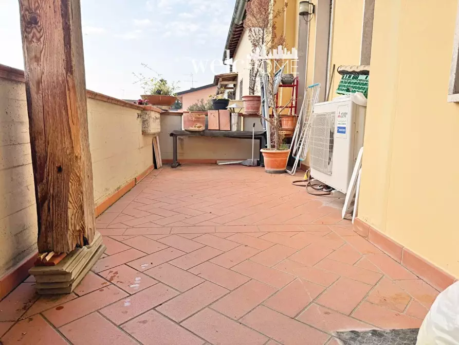 Immagine 8 di Appartamento in vendita  a Campi Bisenzio