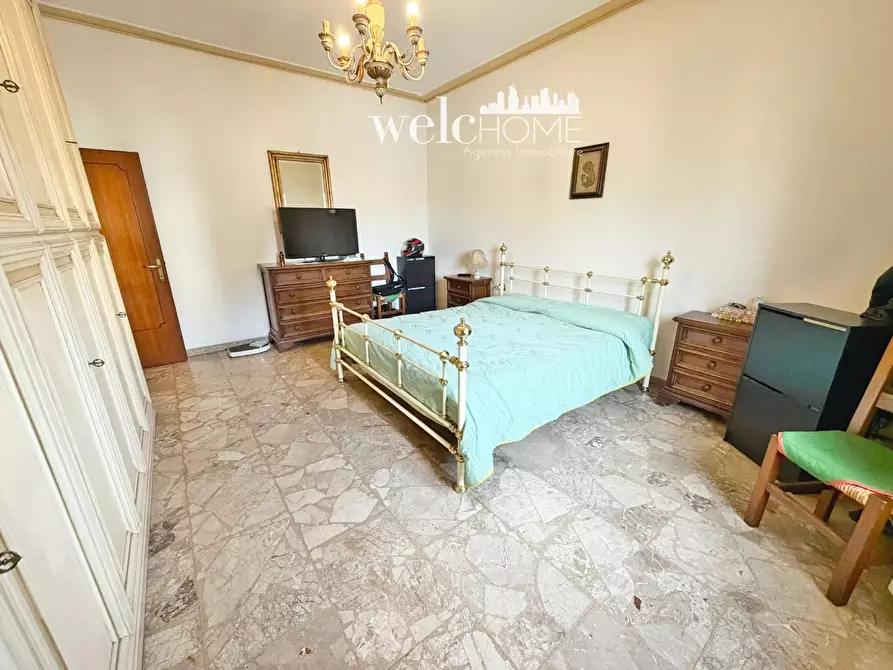 Immagine 10 di Appartamento in vendita  a Campi Bisenzio