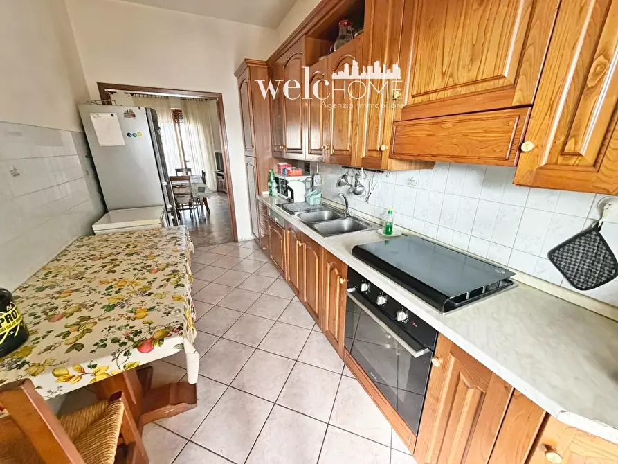 Immagine 22 di Appartamento in vendita  a Campi Bisenzio