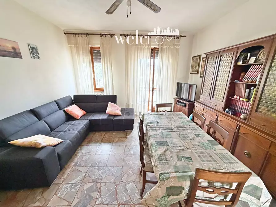 Immagine 3 di Appartamento in vendita  a Campi Bisenzio