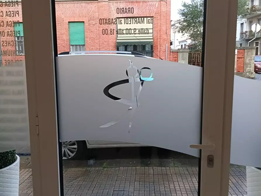 Immagine 3 di Locale commerciale in vendita  a Pisa