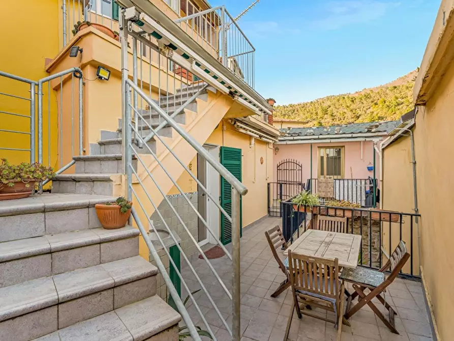 Immagine 11 di Terratetto in vendita  a Riomaggiore