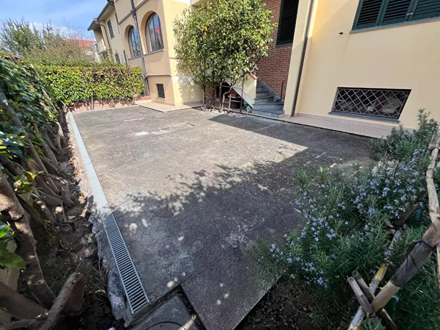 Immagine 2 di Villetta a schiera in vendita  a Cecina