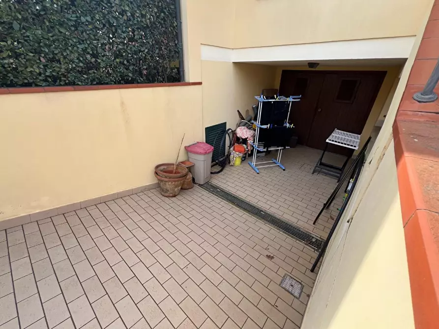 Immagine 3 di Villetta a schiera in vendita  a Cecina