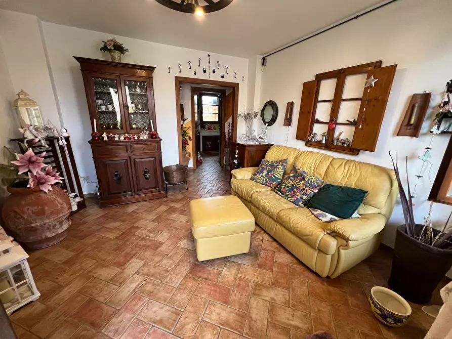 Immagine 7 di Villetta a schiera in vendita  a Cecina