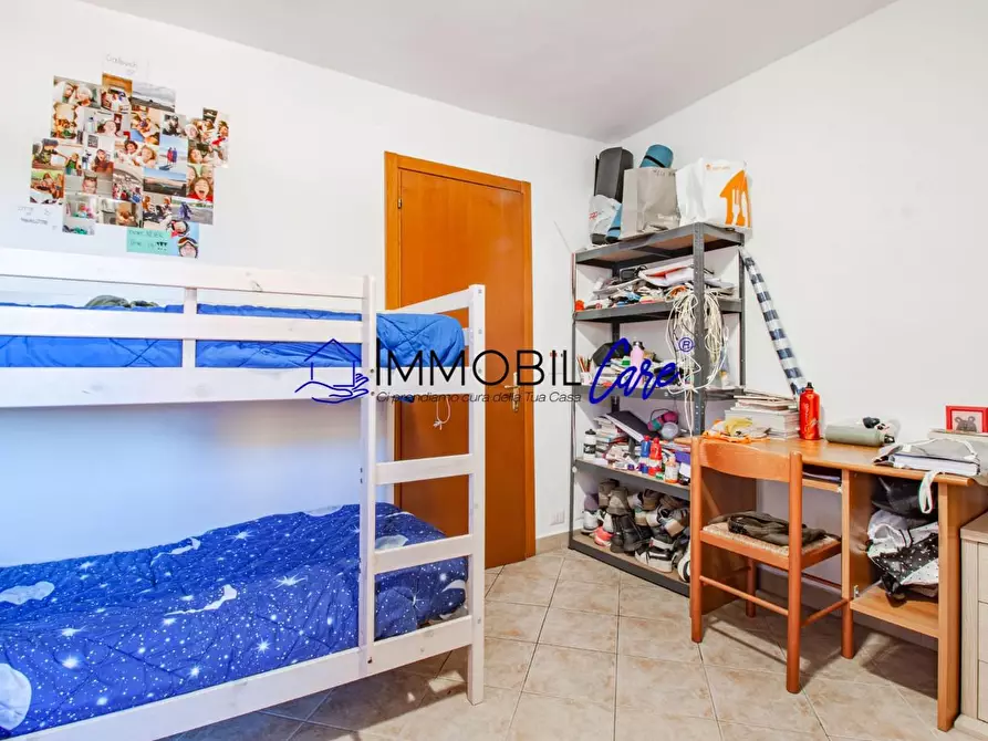 Immagine 8 di Appartamento in vendita  a Livorno