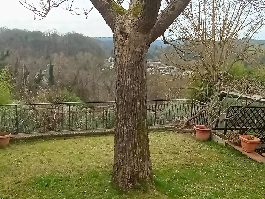 Immagine 31 di Porzione di casa in vendita  a Poggibonsi