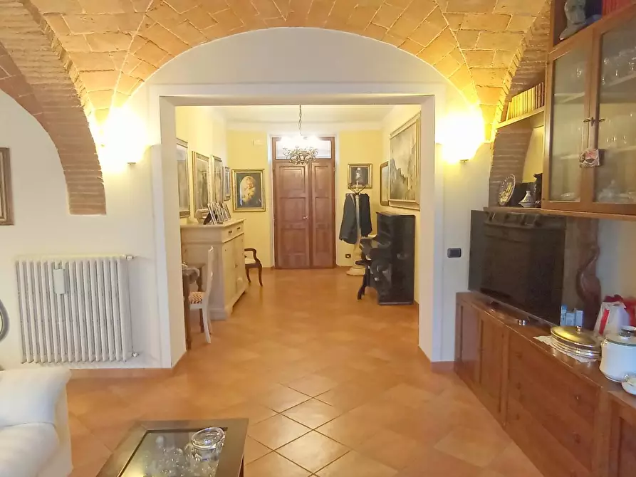 Immagine 7 di Porzione di casa in vendita  a Poggibonsi