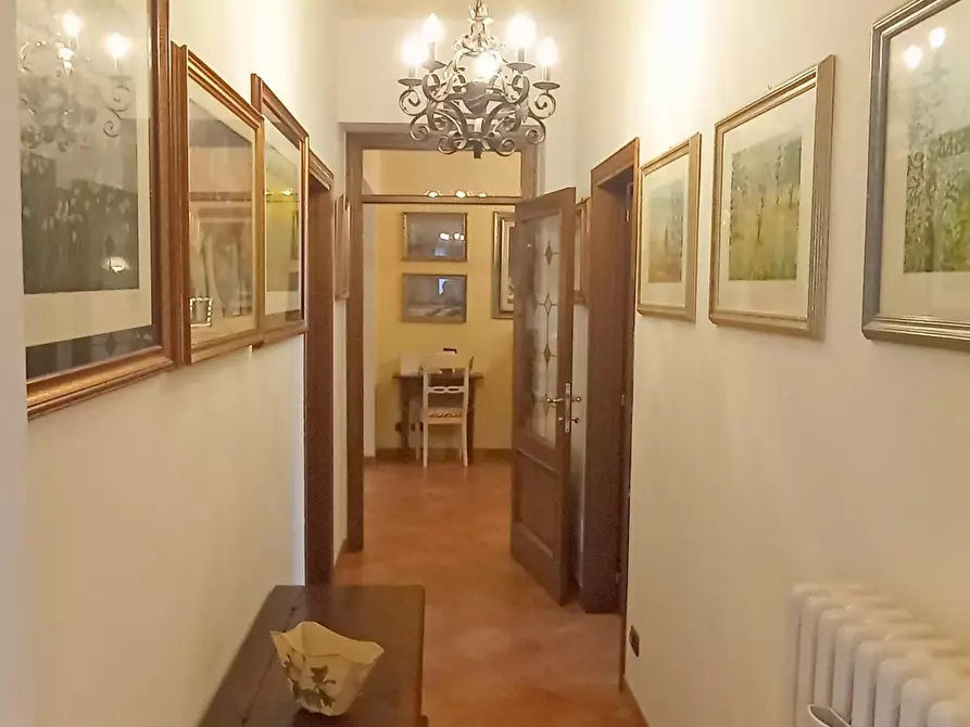 Immagine 12 di Porzione di casa in vendita  a Poggibonsi