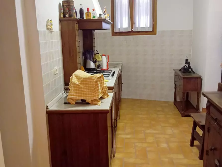 Immagine 37 di Porzione di casa in vendita  a Poggibonsi