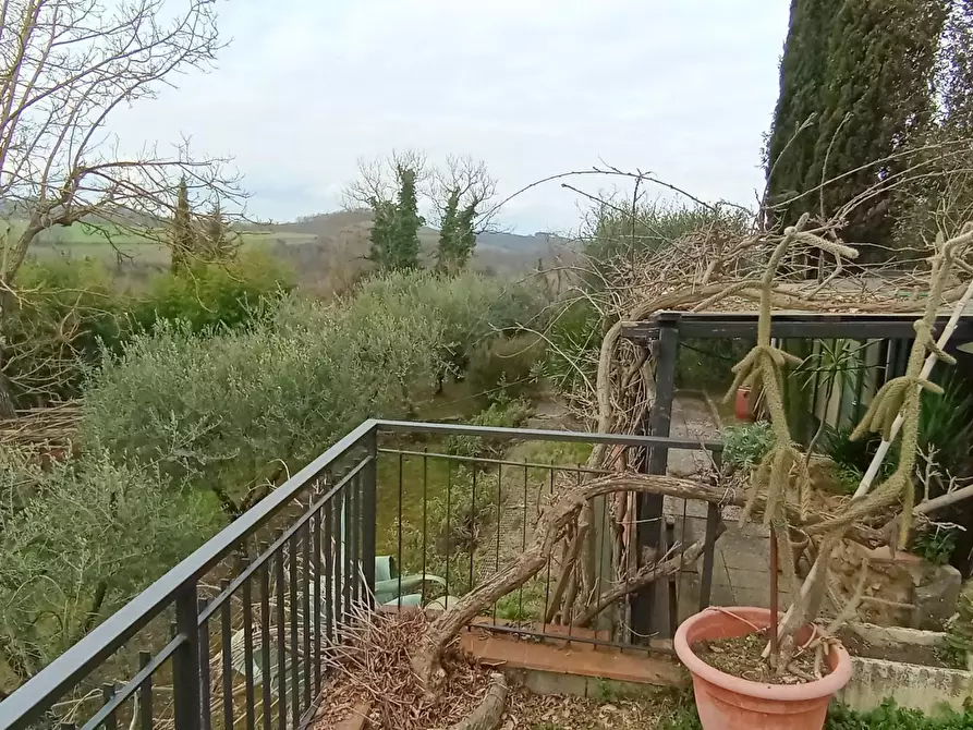 Immagine 34 di Porzione di casa in vendita  a Poggibonsi