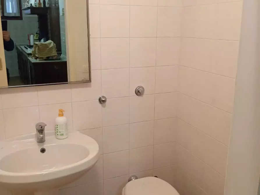 Immagine 39 di Porzione di casa in vendita  a Poggibonsi