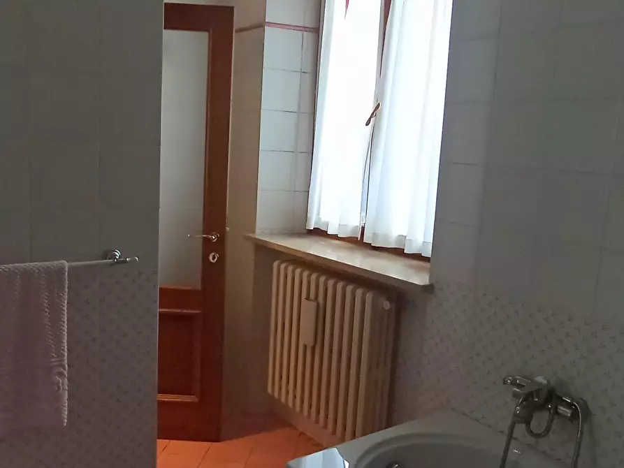 Immagine 25 di Porzione di casa in vendita  a Poggibonsi
