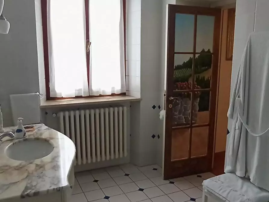 Immagine 23 di Porzione di casa in vendita  a Poggibonsi