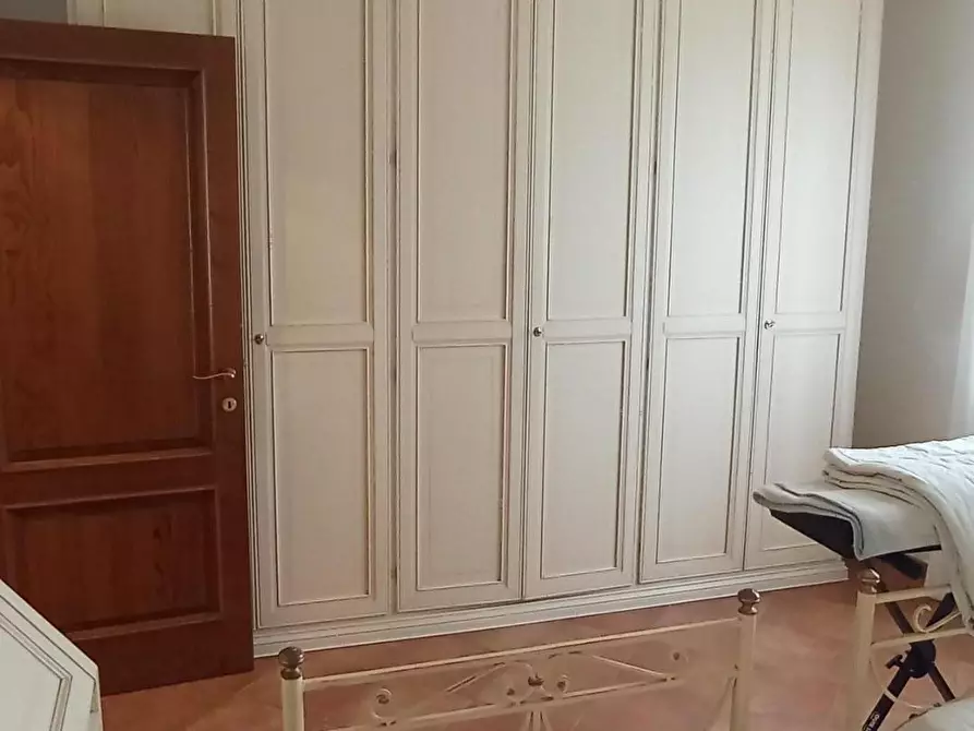 Immagine 15 di Porzione di casa in vendita  a Poggibonsi