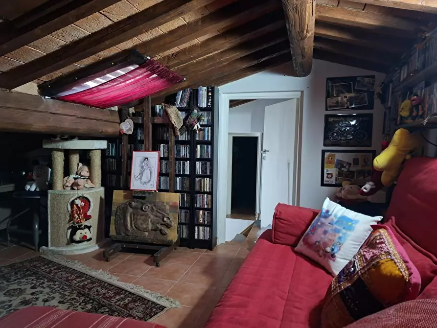 Immagine 28 di Appartamento in vendita  a Collesalvetti