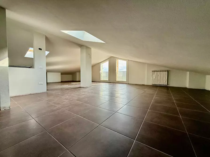 Immagine 14 di Appartamento in vendita  a Pontedera