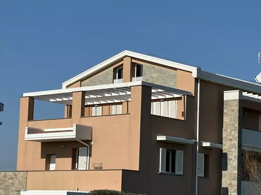 Immagine 2 di Appartamento in vendita  a Pontedera