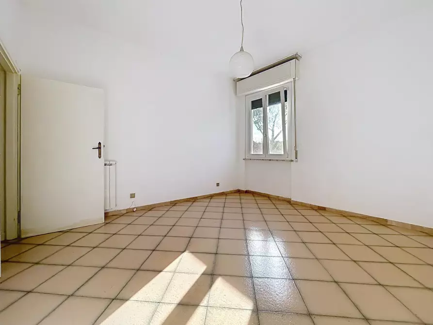 Immagine 21 di Appartamento in vendita  a Pisa