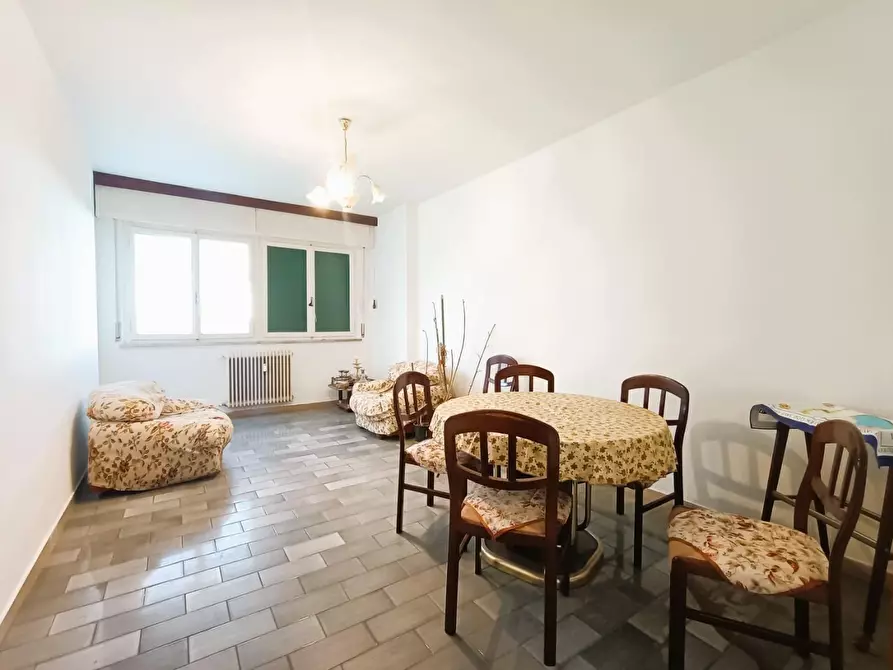 Immagine 1 di Appartamento in vendita  a Pisa