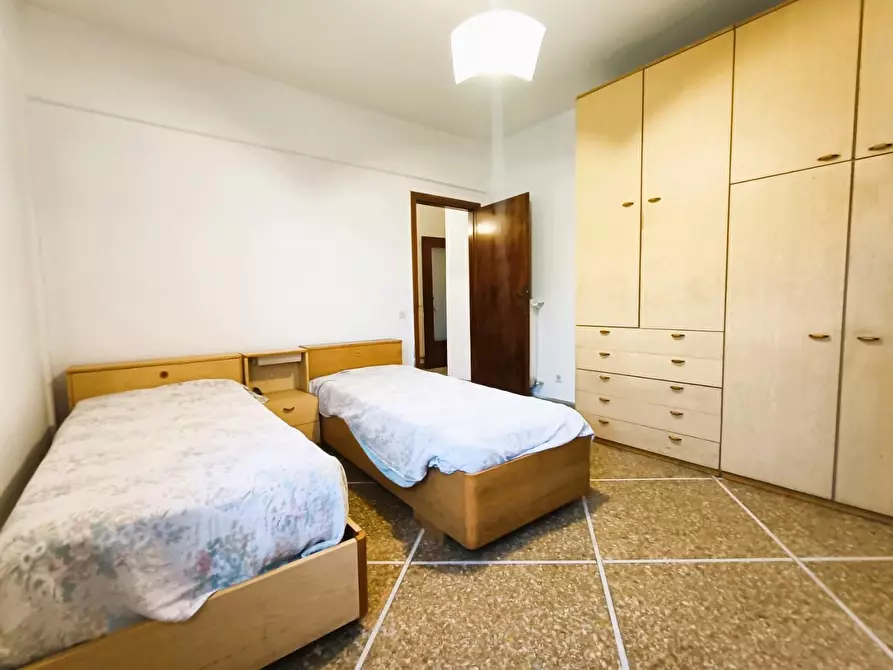 Immagine 21 di Appartamento in vendita  a Pisa