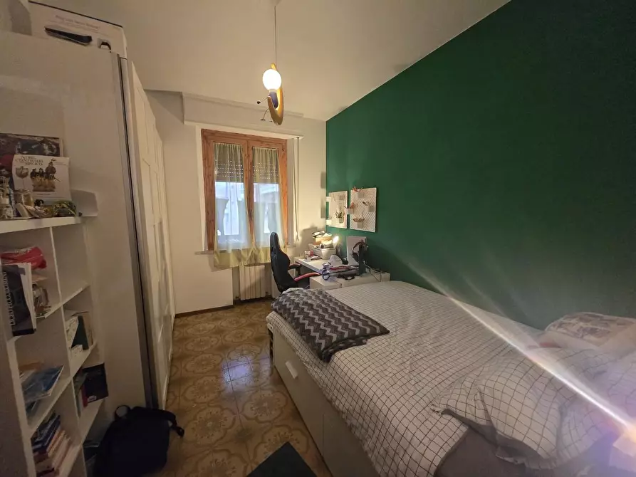 Immagine 12 di Appartamento in vendita  a Siena