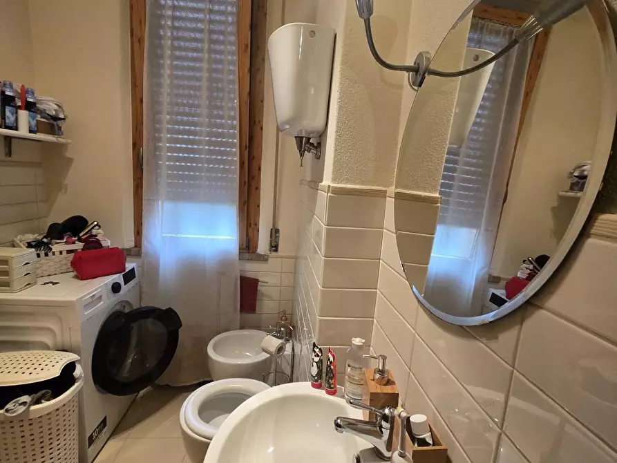 Immagine 15 di Appartamento in vendita  a Siena