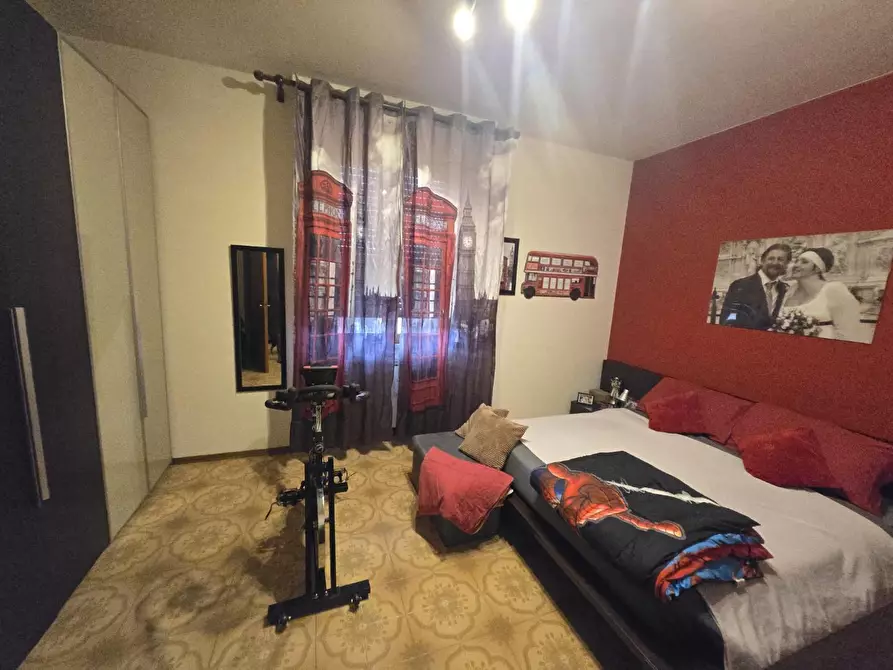 Immagine 13 di Appartamento in vendita  a Siena