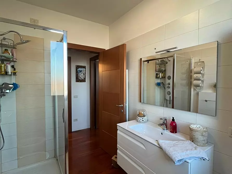 Immagine 12 di Appartamento in vendita  a Fauglia