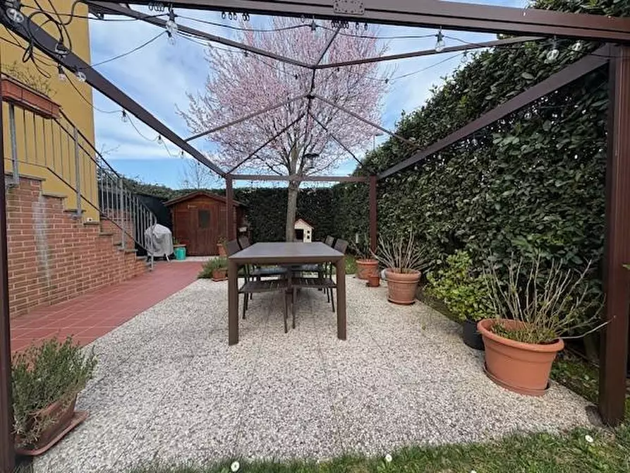 Immagine 18 di Appartamento in vendita  a Fauglia