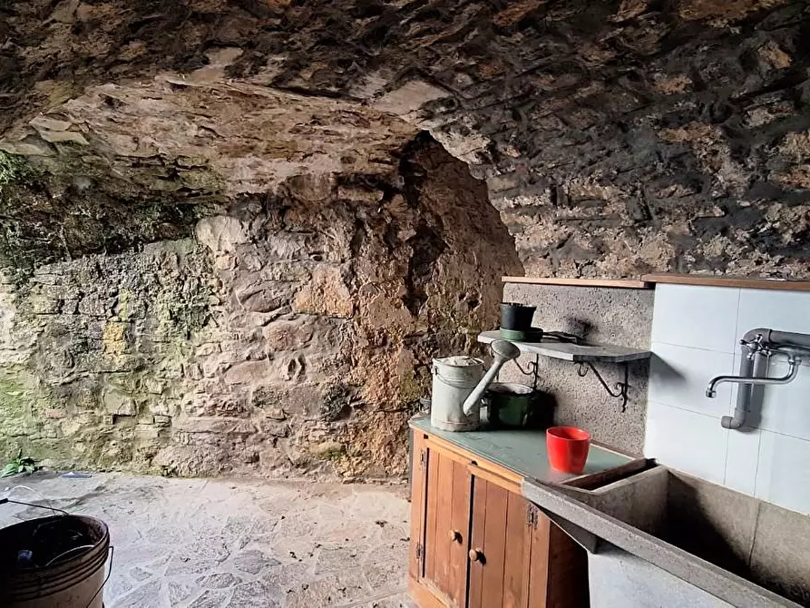 Immagine 6 di Terratetto in vendita  a Borgo A Mozzano