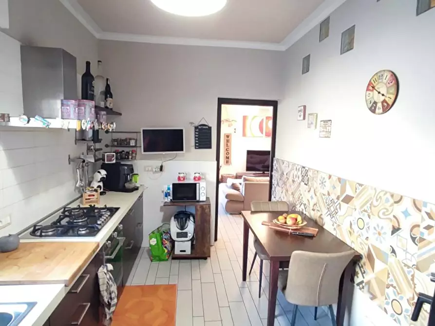 Immagine 9 di Appartamento in vendita  a Viareggio