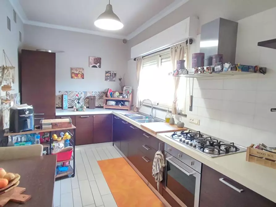 Immagine 7 di Appartamento in vendita  a Viareggio