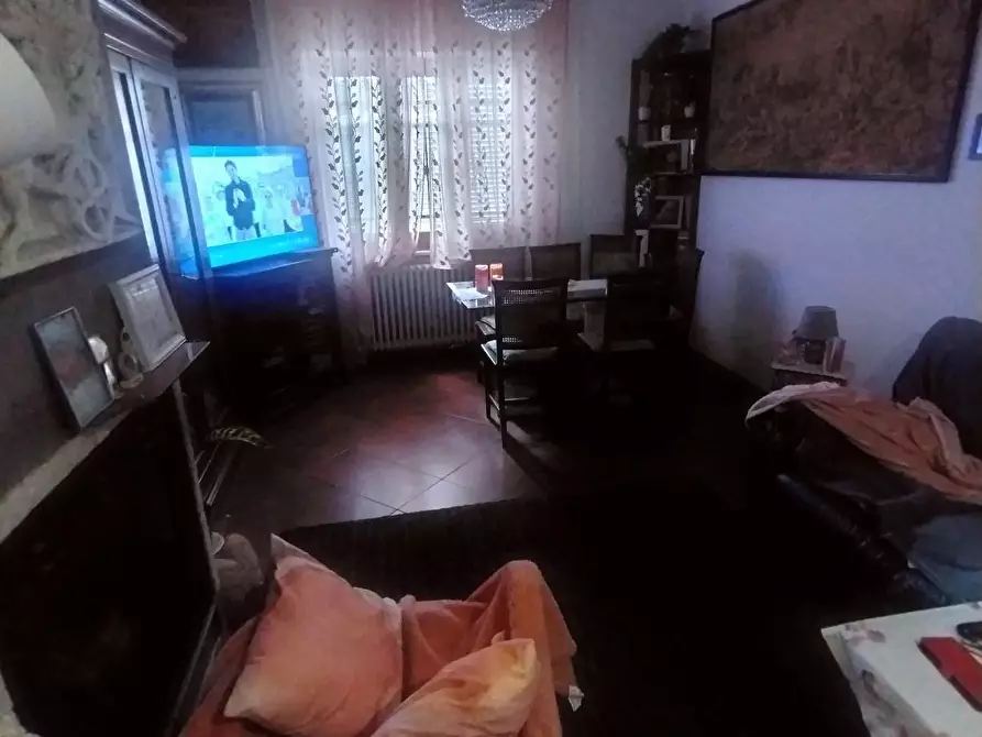 Immagine 5 di Casa bifamiliare in vendita  a Massa