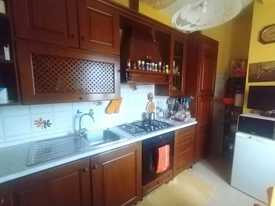 Immagine 9 di Casa bifamiliare in vendita  a Massa