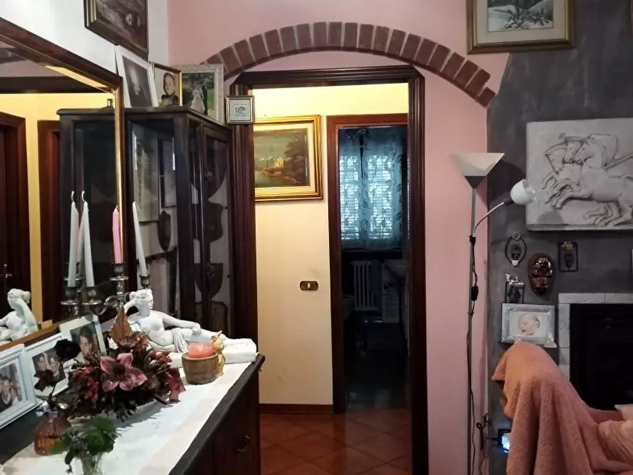 Immagine 7 di Casa bifamiliare in vendita  a Massa