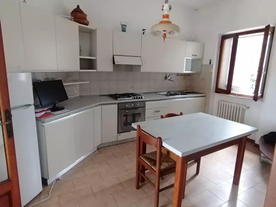 Immagine 13 di Casa bifamiliare in vendita  a Massa