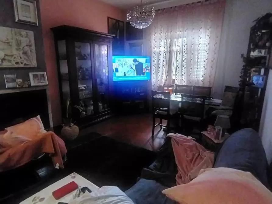 Immagine 6 di Casa bifamiliare in vendita  a Massa