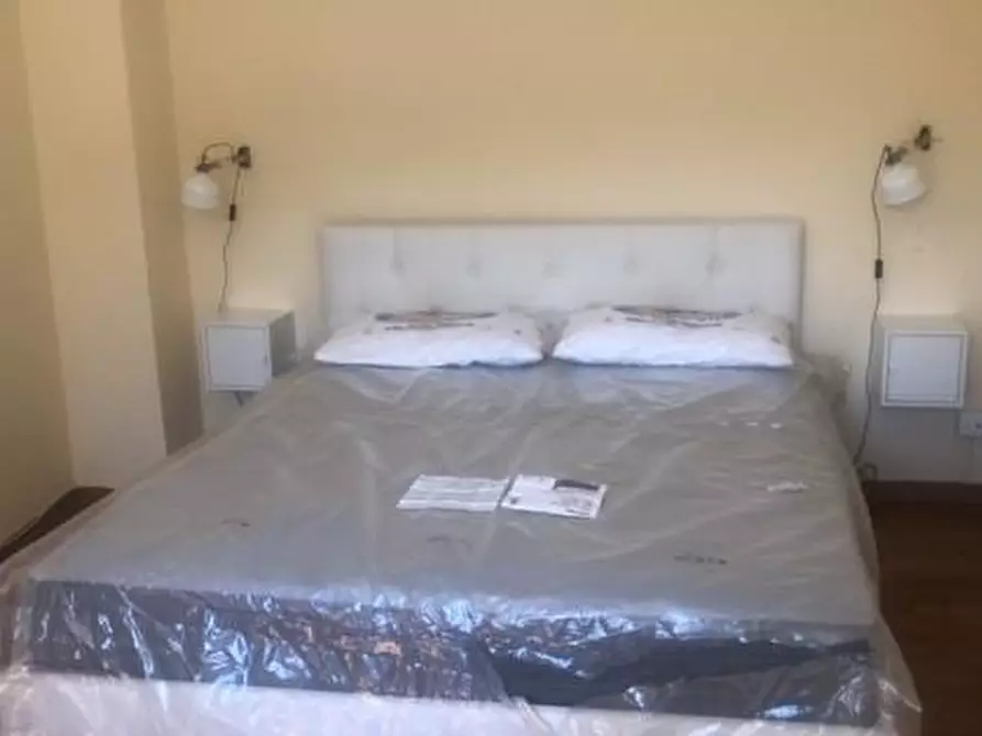 Immagine 10 di Mansarda in affitto  a Lucca