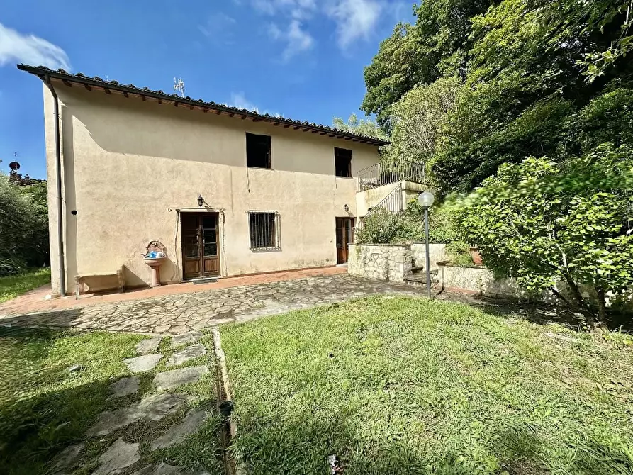 Immagine 2 di Rustico / casale in vendita  a Capannori